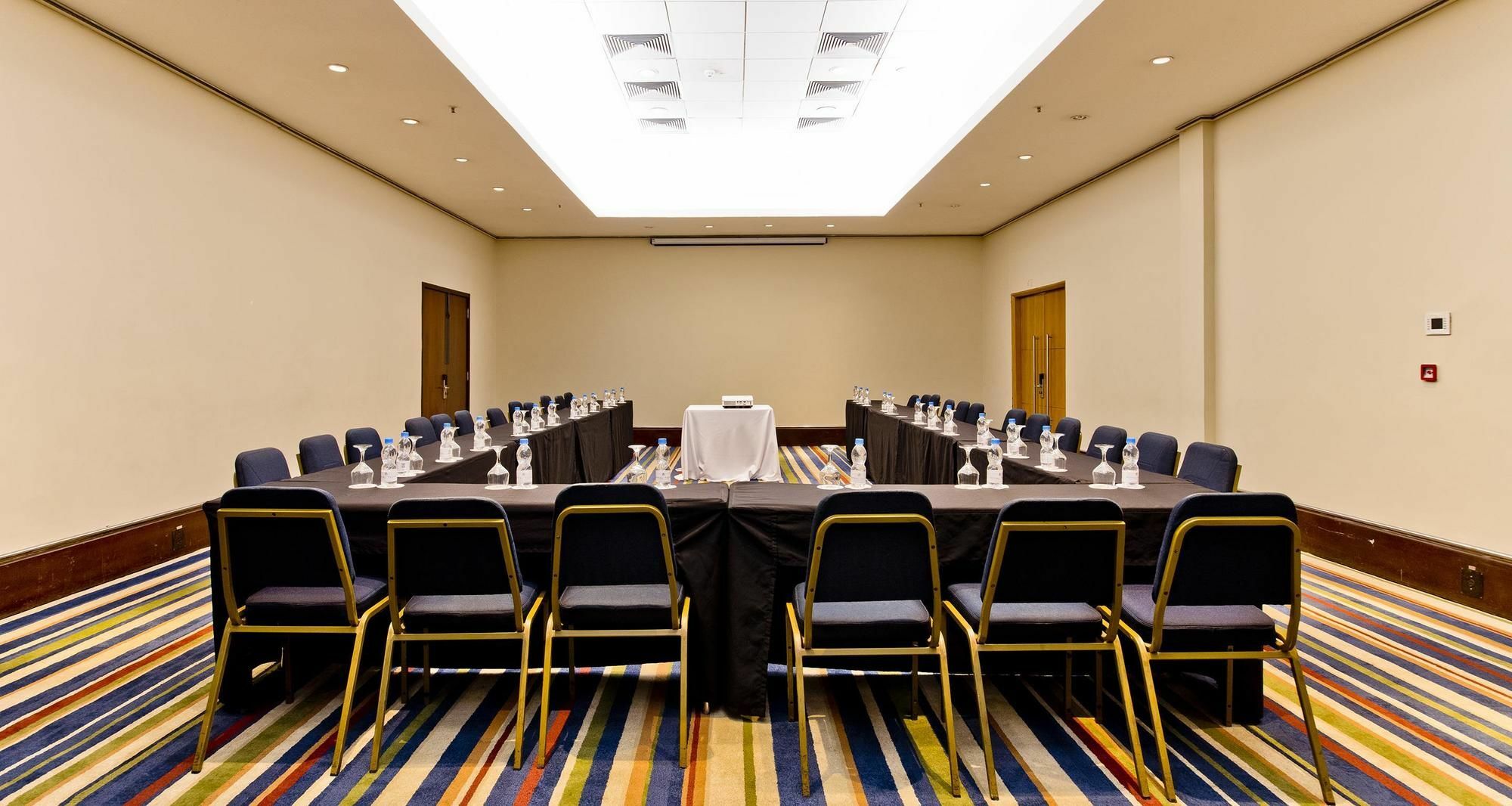 Pullman Rio De Janeiro Sao Conrado Hotel Exterior photo Meeting room
